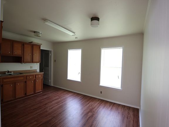 5th image of 9270 Josey St
