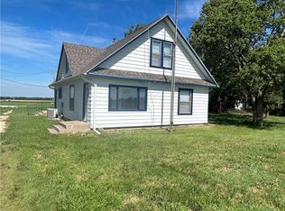895 Cloud Rd, Delphos, KS 67436