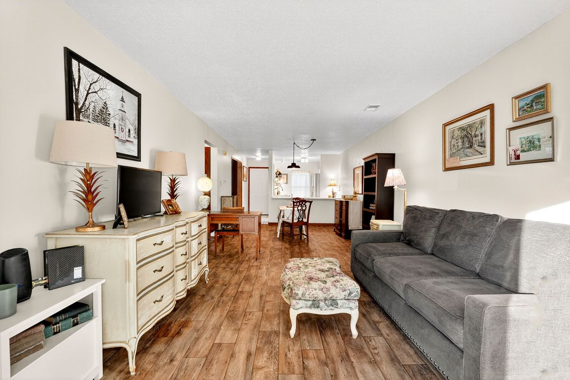 next background image