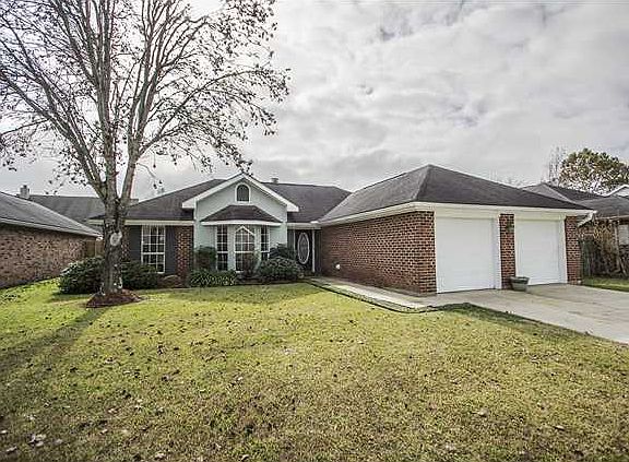 2nd image of 220 Cricklade Ct