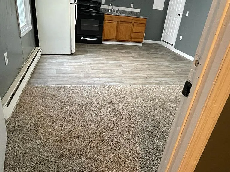 735 Burden Ave #3 — Photo 4