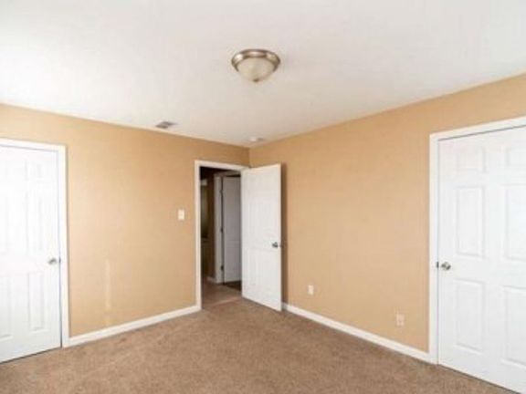 5th image of 506 E 44th St