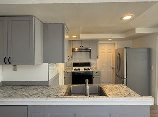 373 Burnside Ave FLOOR 3, Woonsocket, RI 02895