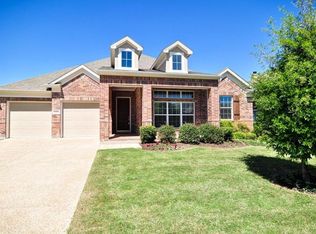 8200 Saint Clair Dr, McKinney, TX 75071
