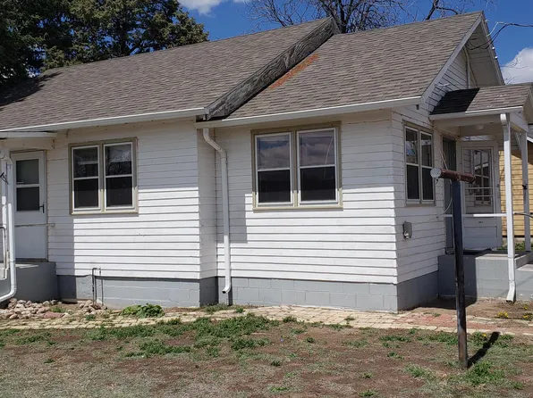 1409 W A St, Torrington, WY 82240