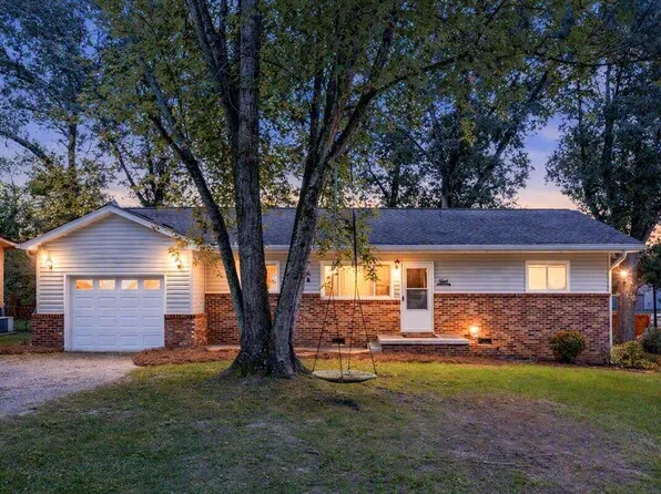 4724 Mink Place Dr, Chattanooga, TN 37416