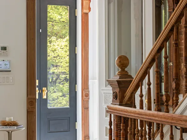 521 Monroe Street image 9 of 16