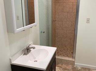 200 Whitestown Vlg #202, Butler, PA