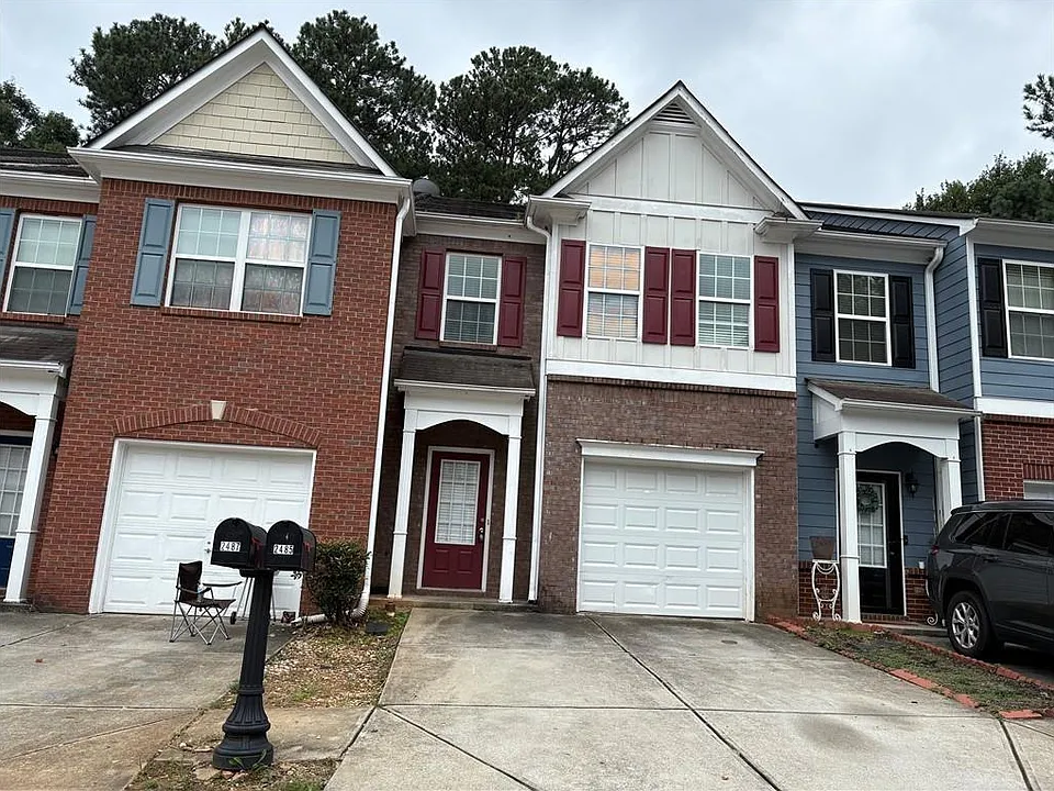 2485 Emma Way