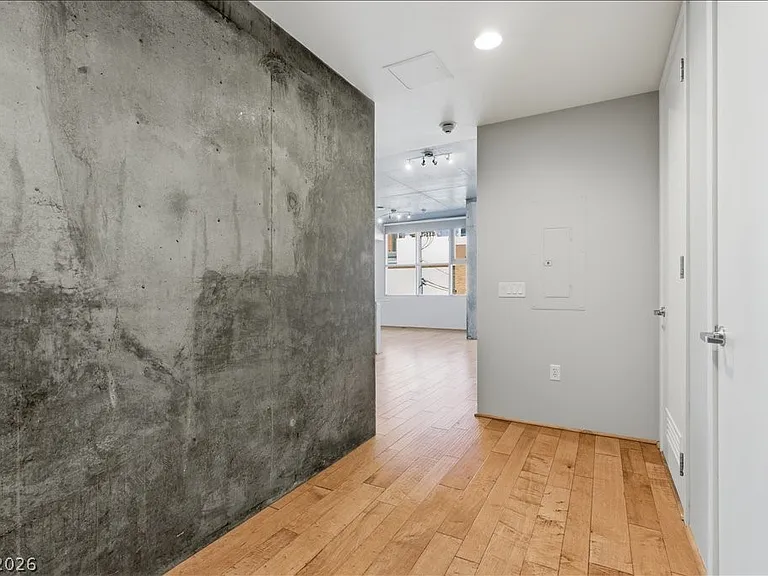 353 E Bonneville Ave #295 — Photo 13