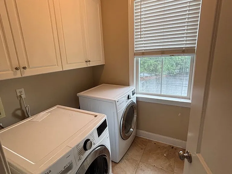 1010 Woodrow St — Photo 14