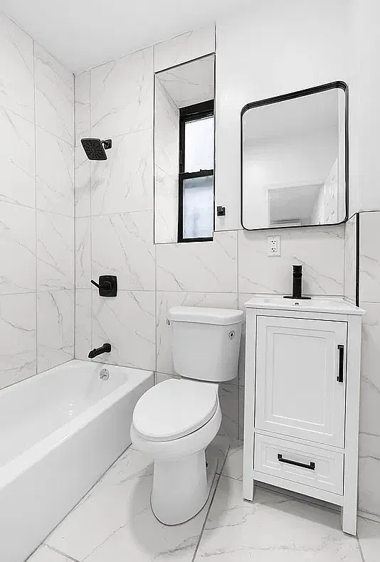 346 Montgomery Street — Photo 3
