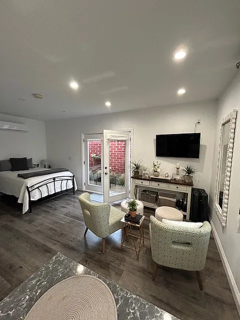 Bed & Living Room
