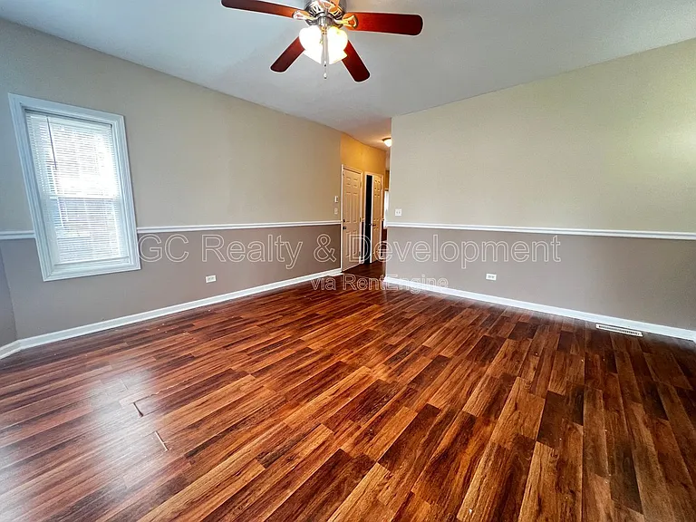 9016 S Justine St #1 — Photo 6