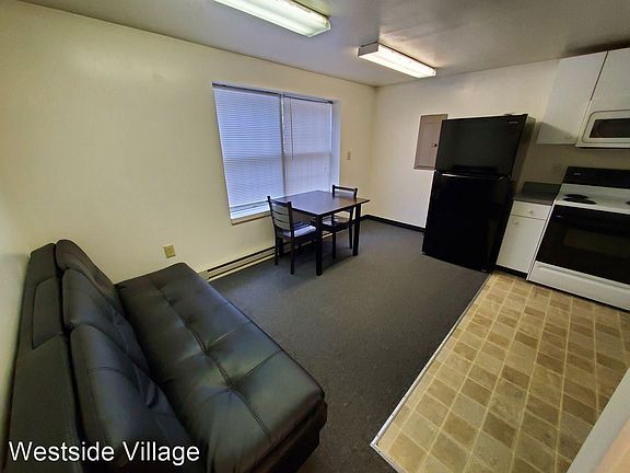 5th image of 619 W College Ave #6