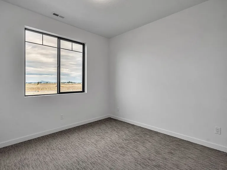 5114 E Hope Ave — Photo 25