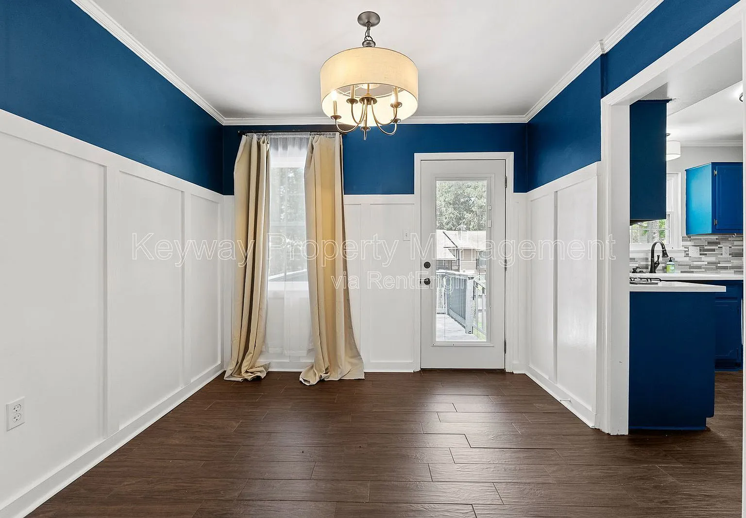 3 bed, 2.0 bath, 1464 sqft, $1,745 — Photo 3