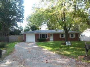 6128 Warren Dr, Belleville, IL 62223