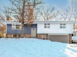 5375 Matterhorn Dr NE, Fridley, MN 55421