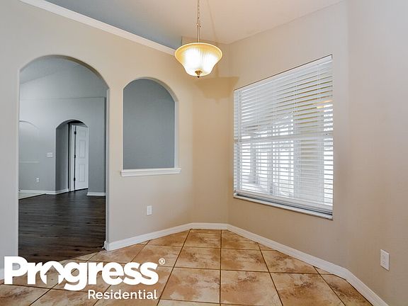 4th image of 2609 Athens Dr