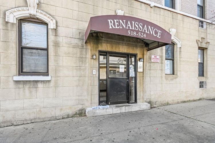 1st image of 518-524 Kennedy Blvd #3E