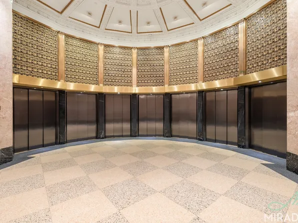 15 Park Row image 14 of 18