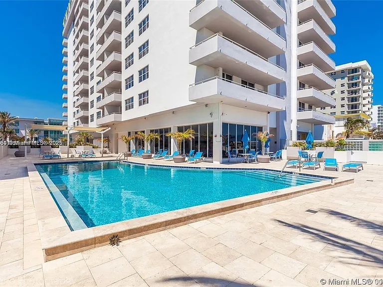 9225 Collins Ave #1006 — Photo 1