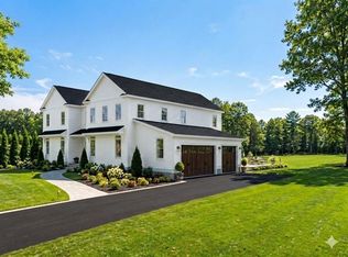 1 Ledge Brook Dr, Northborough, MA 01532