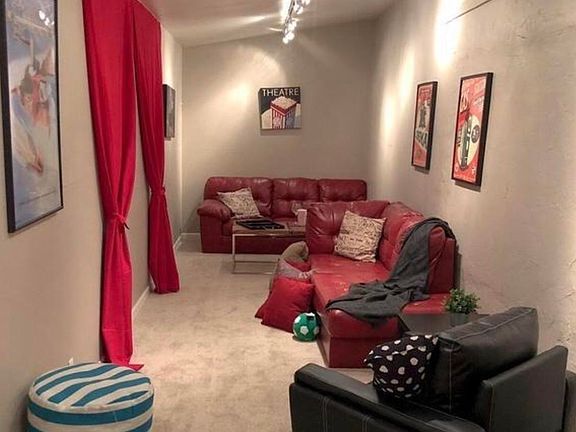 5th image of 2433 W Belmont Ave
