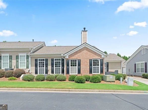 774 Camry Cir, Dallas, GA 30157