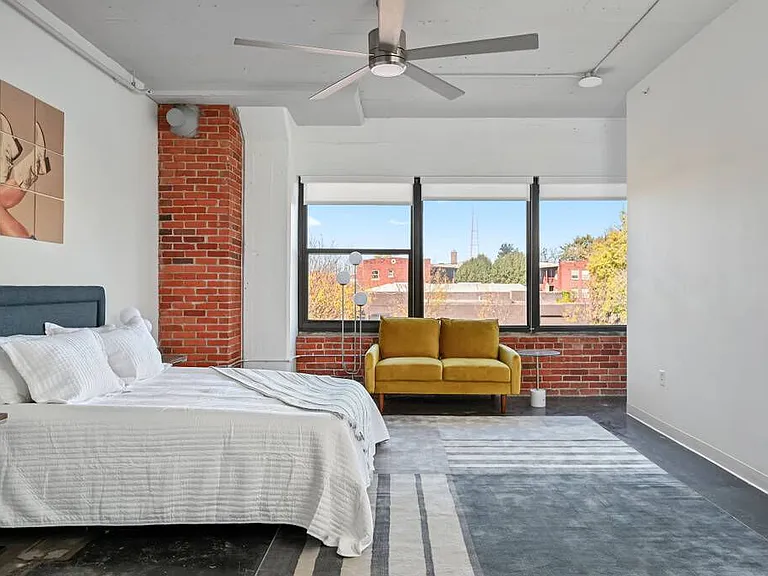 The Monarch Apartments — Photo 6