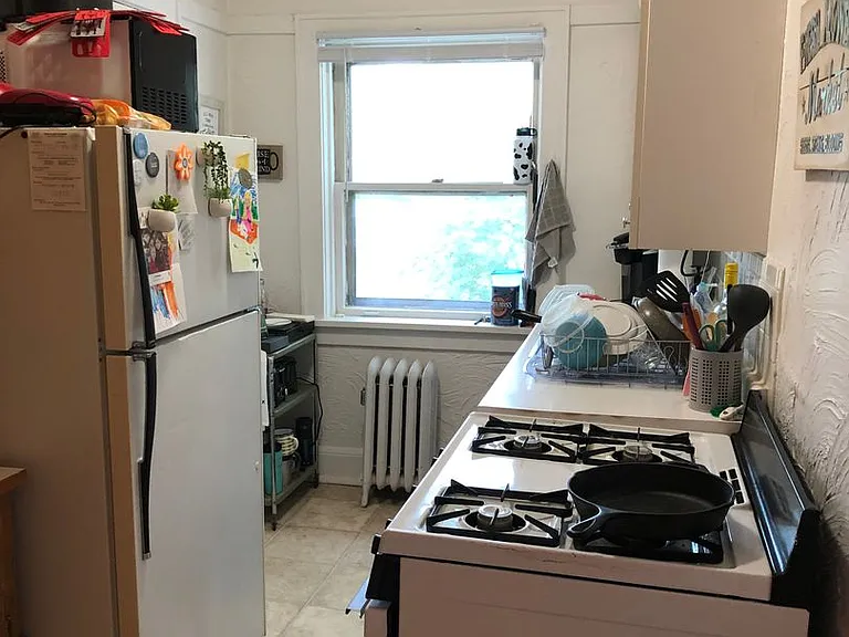 Newport Manor — Photo 104