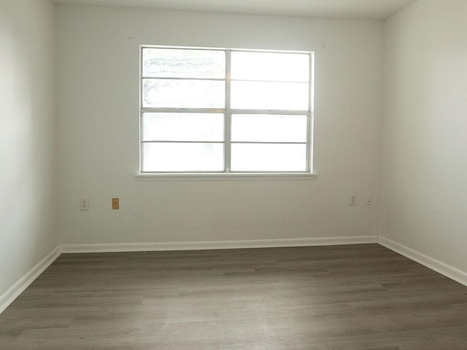 1st image of 601 Colonial Dr APT 7