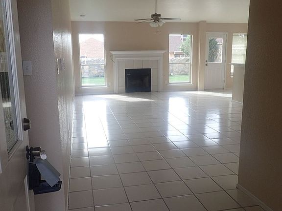 3rd image of 12074 El Greco Cir