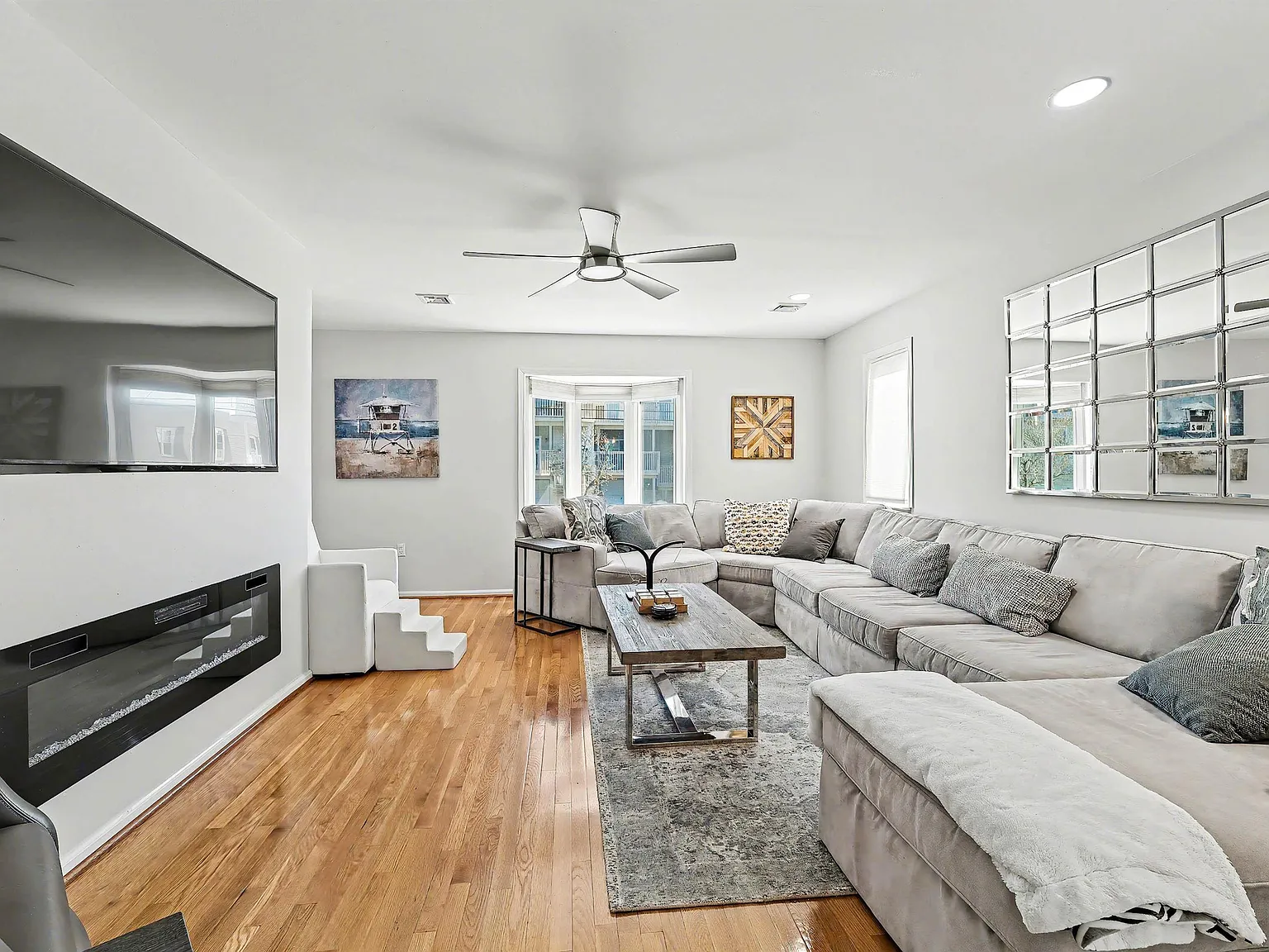 3 bed, 2.5 bath, $39,500 — Photo 4