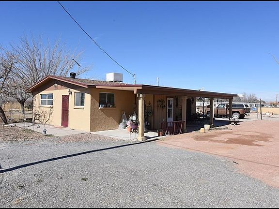 3rd image of 760 Artemediano St