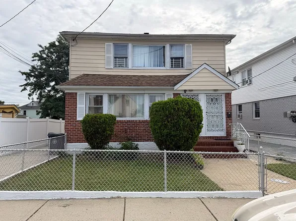 110-23 Monterey St, Queens Village, NY 11429