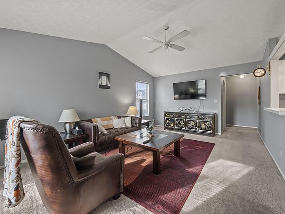 5th image of 2456 Sanford Dr