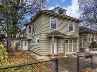 3237 Giegerich Pl, Bronx, NY 10465