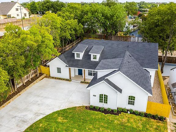 3rd image of 4132 Lovell Ave