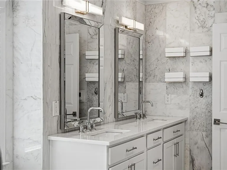 100 Cabots Cove Ct — Photo 36