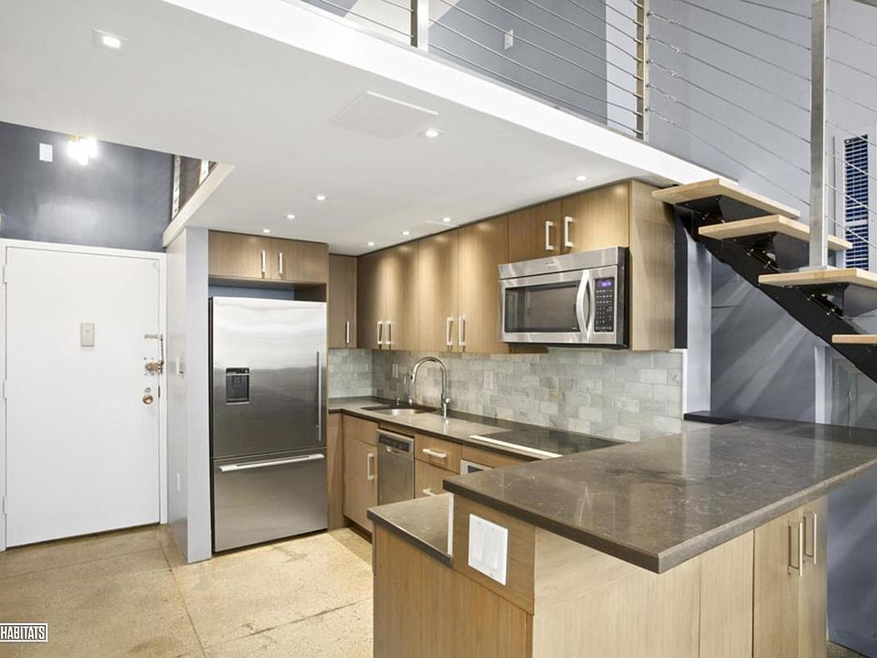 1st image of 111 4th Ave APT 4L