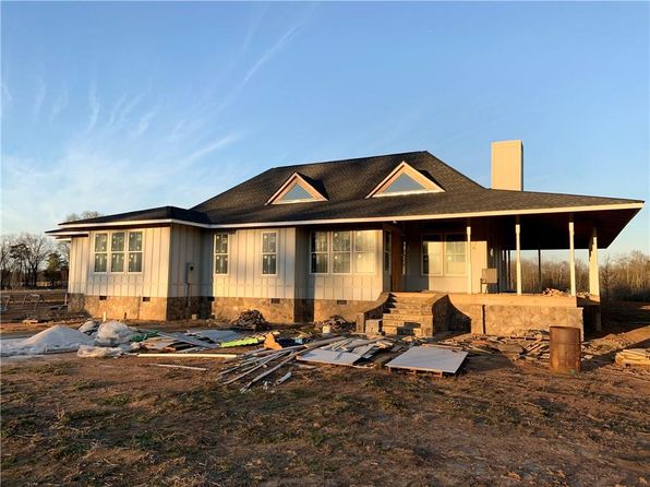 Calhoun Real Estate Calhoun Ga Homes For Sale Zillow