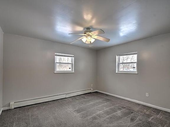 3rd image of 801 E 32nd Ave #4-1