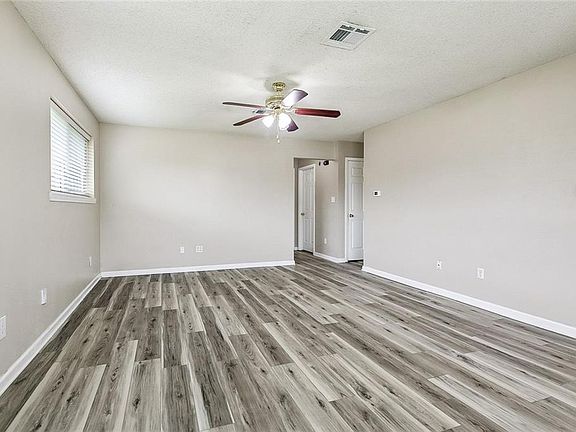 5th image of 2917 Mumphrey Rd