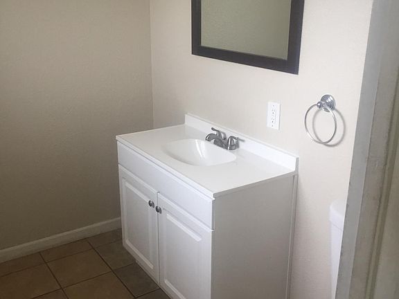 2nd image of 2961 Portsmouth Dr APT 3