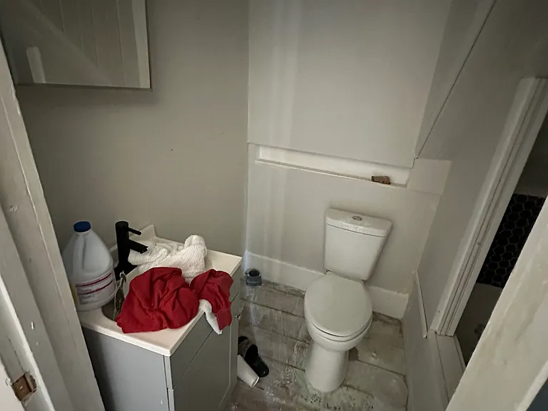 310 Pinner St — Photo 16
