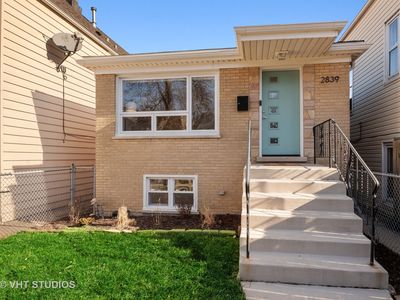2839 N Ridgeway Ave, Chicago, IL, 60618