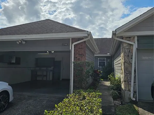 1746 Castle Rock Rd, Tampa, FL 33612