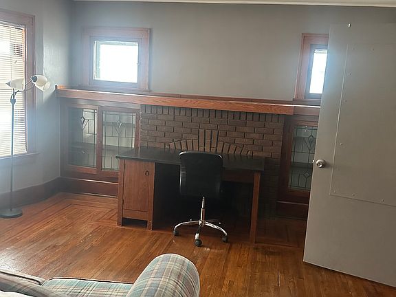 4th image of 252 Lisbon Ave